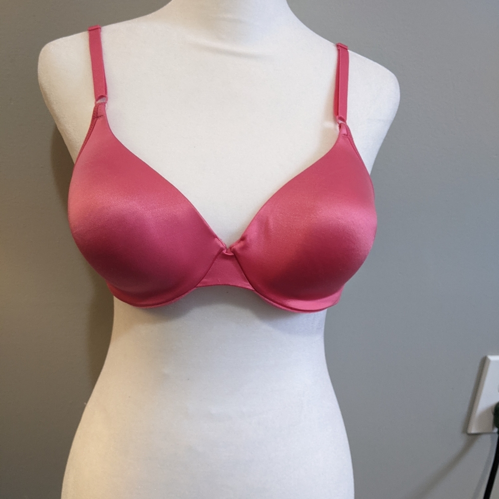 Barely There pink satin bra 36B
